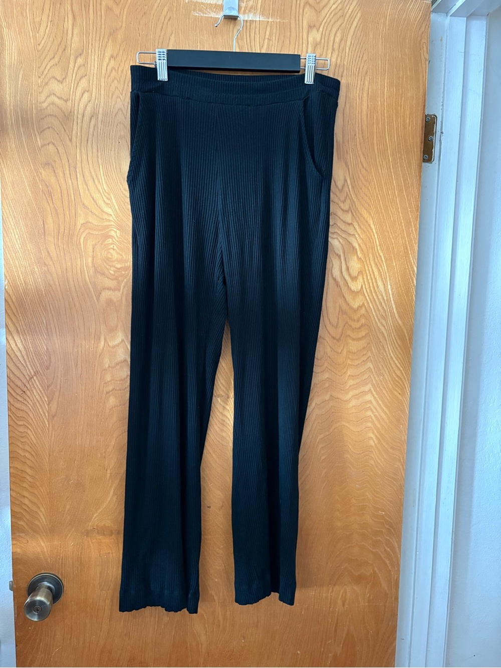 Amour Vert Black Ribbed Wide-Leg Pants M